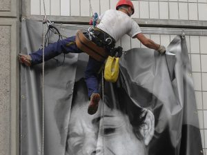 pose-de-baches-décoratives-et-publicitaires